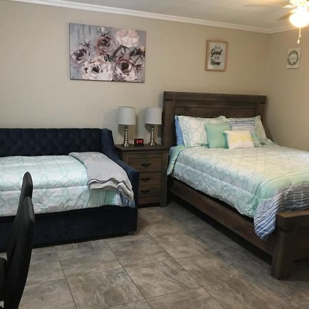 Just Like Being At Home- Newly Renovated Unit North Troy Exteriér fotografie