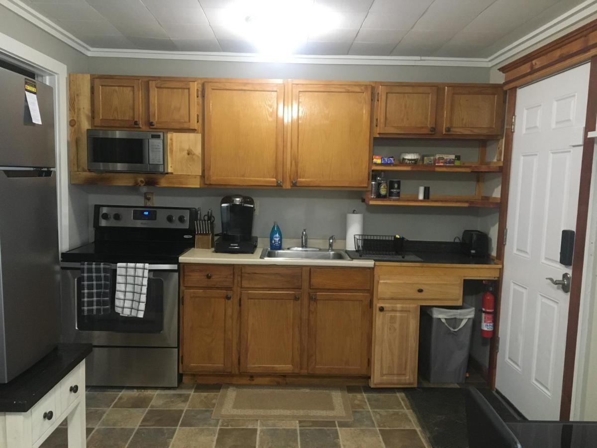 Just Like Being At Home- Newly Renovated Unit North Troy Exteriér fotografie